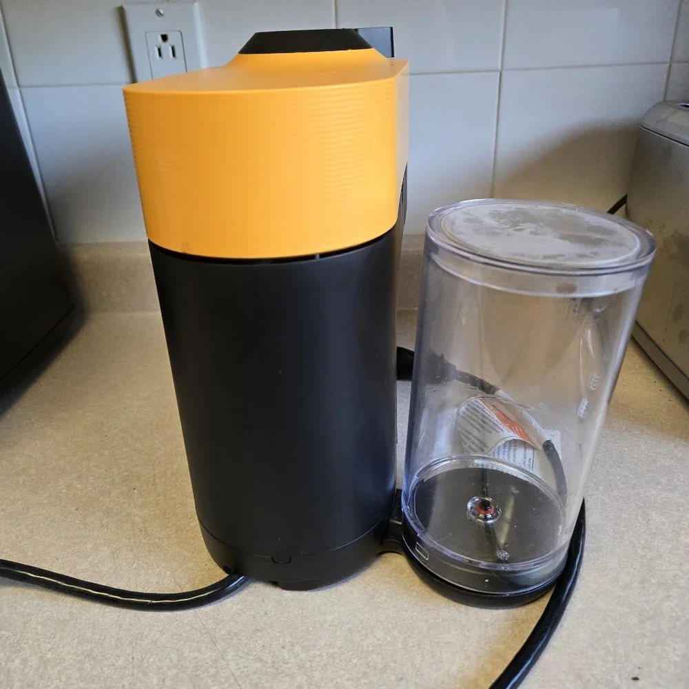 Nespresso Vertuo Pop+ De'Longhi Coffee and Espresso Machine, Mango Yellow - Picture 9 of 12